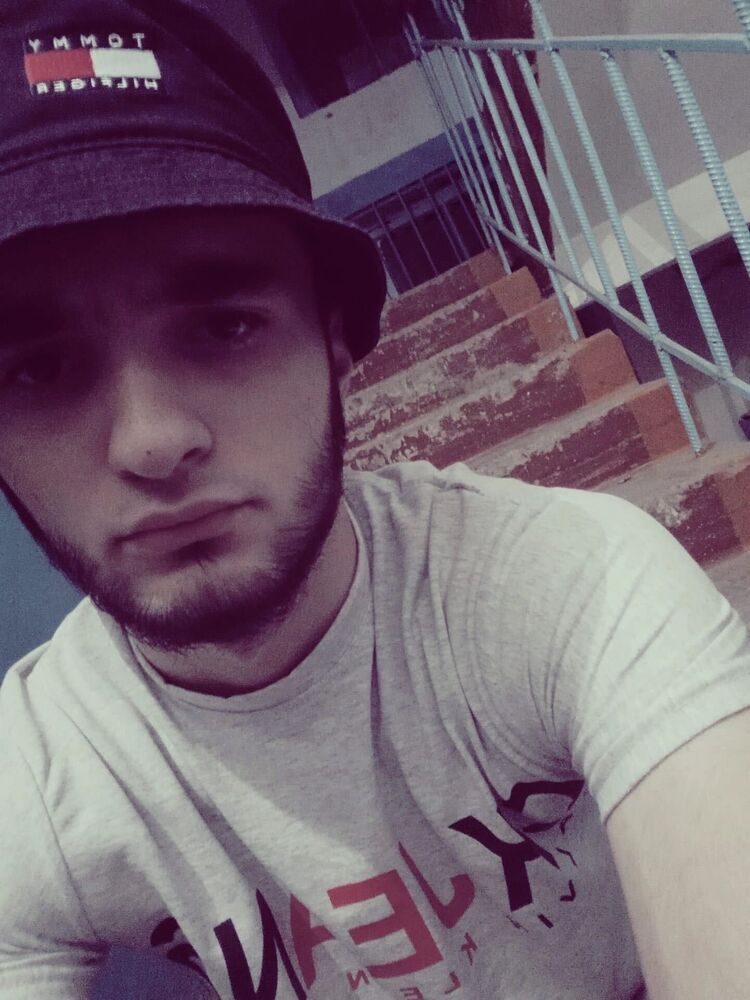  35084079  , 24 ,    