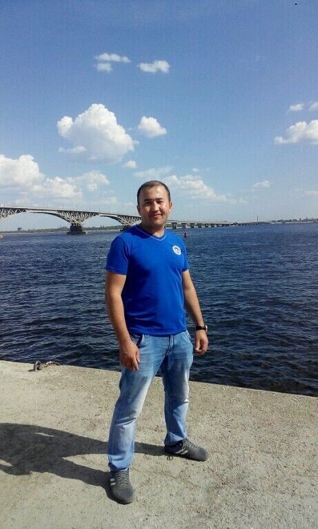  21435409  Boss, 32 ,    
