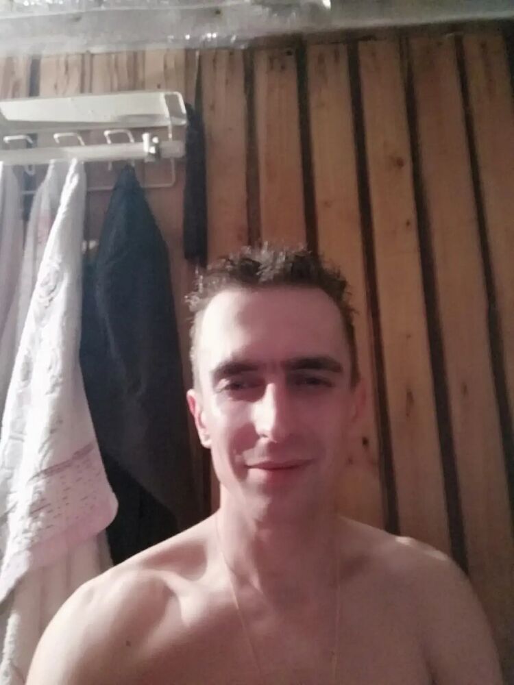  33252909   , 37 ,    