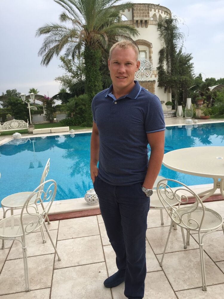 ���� 18104639 ������� ����, 37 ���, ���� ���������� � �����