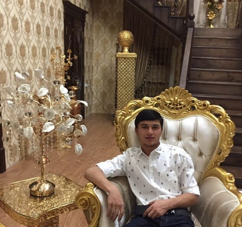  ,   Shoxrux, 27 ,     