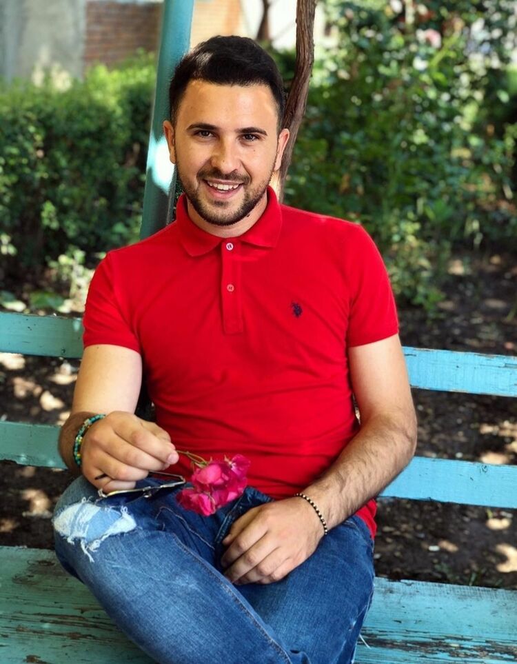  18210209  Catalin, 29 ,    
