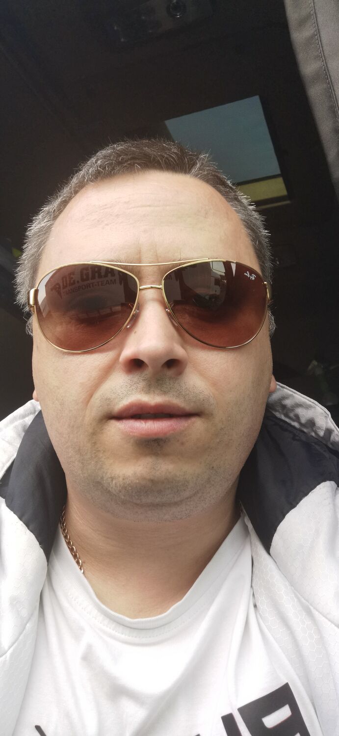  46980339  Valerchik, 42 ,    