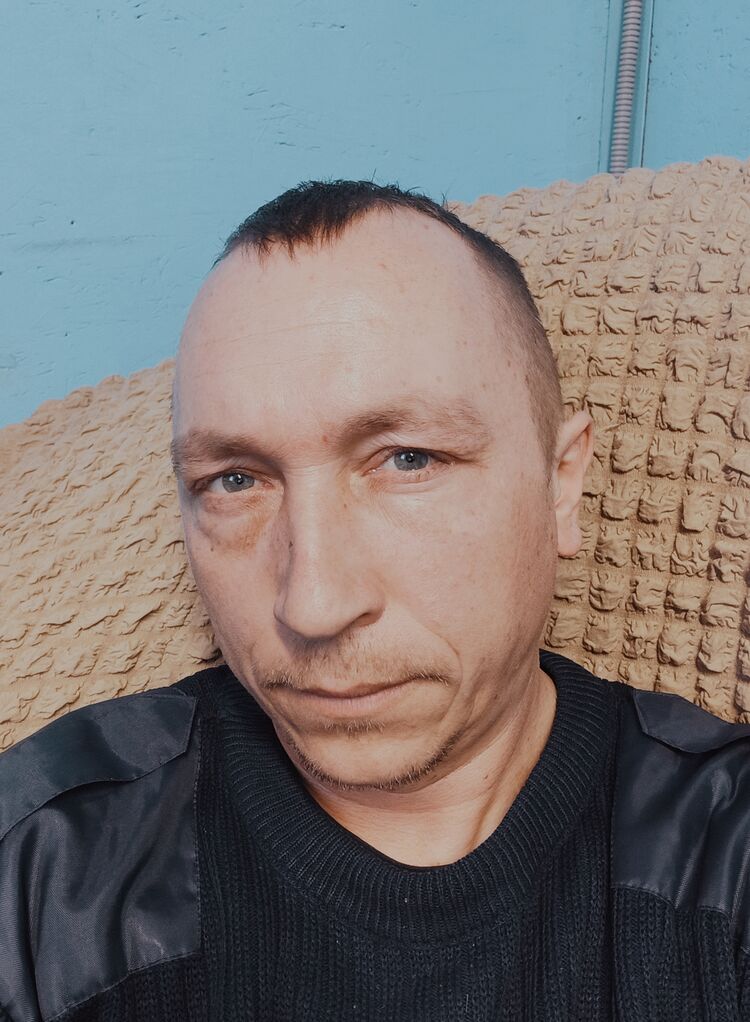  41825279  , 42 ,    