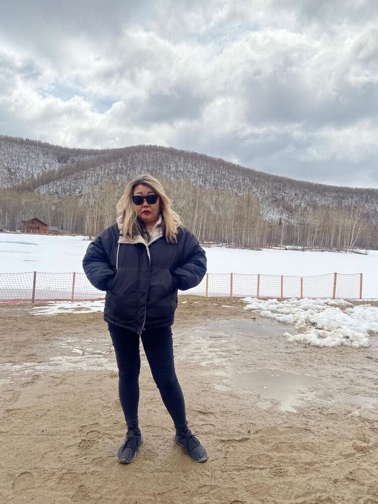  49077189  , 52 ,    --