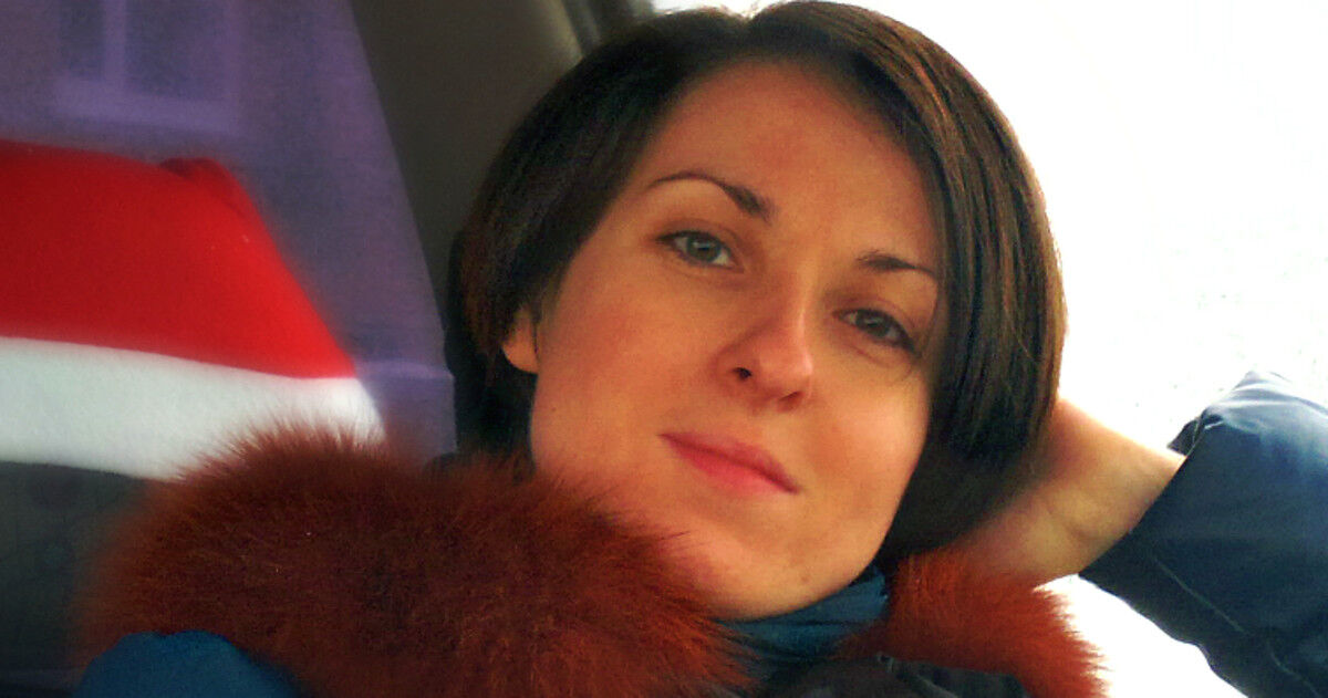  ,   Anna, 37 ,  