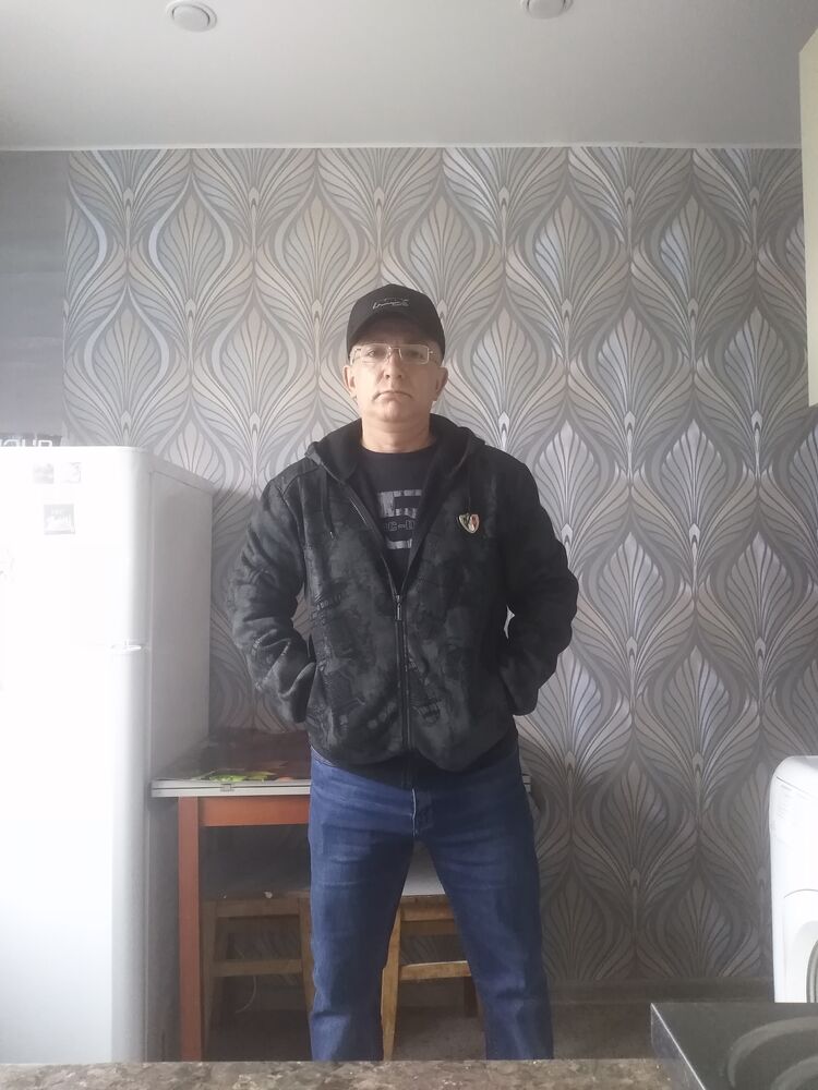  31765999  , 52 ,     