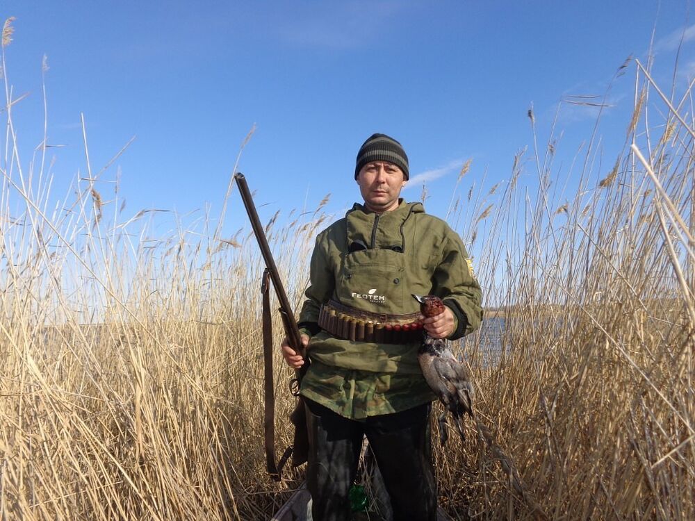  11310159  Slava, 48 ,    