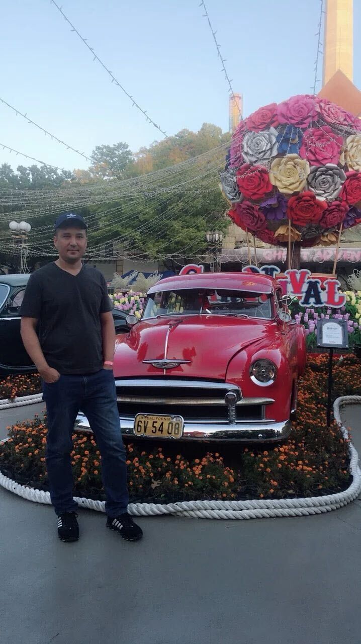  ,   John, 40 ,   ,   