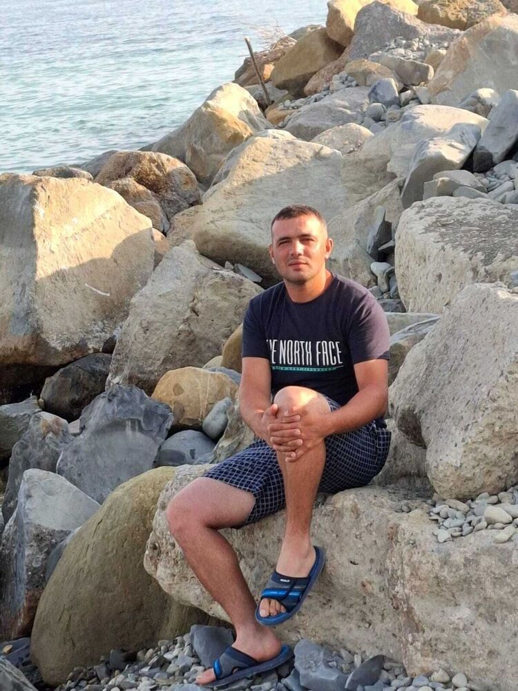  54726389  Suren, 33 ,    