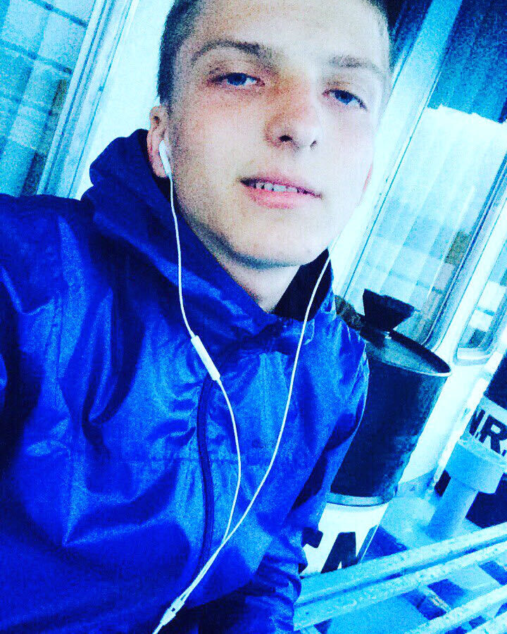  32678199  , 25 ,    