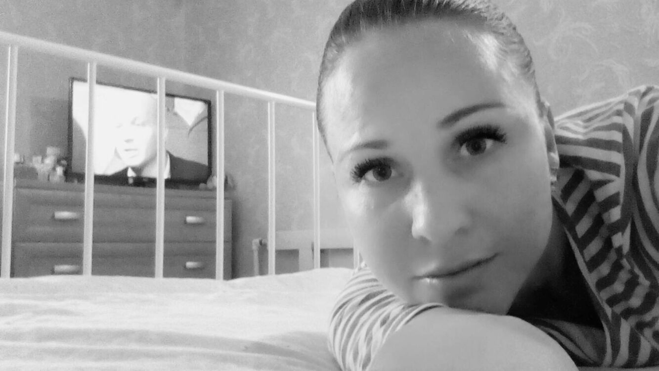  29310559  LENA, 37 ,    