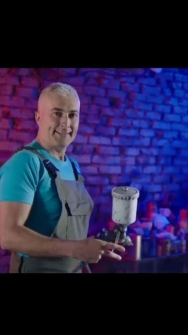  31725809  Ramil, 42 ,    