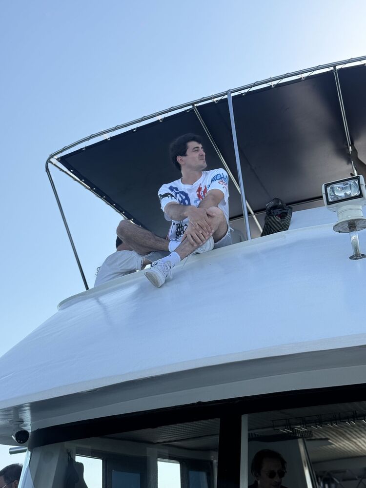  52494769  Gigi, 30 ,    