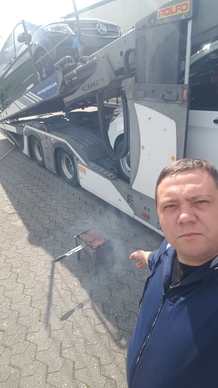  47793399  Andrei, 40 ,    