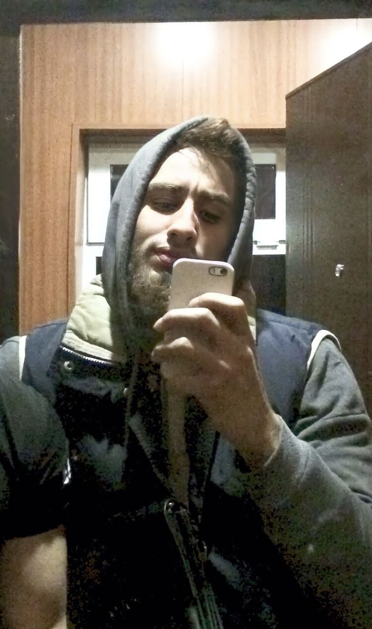  53769069  Timur, 28 ,    