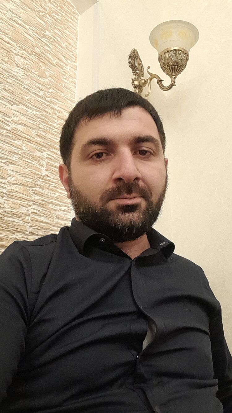  45348239  , 37 ,    