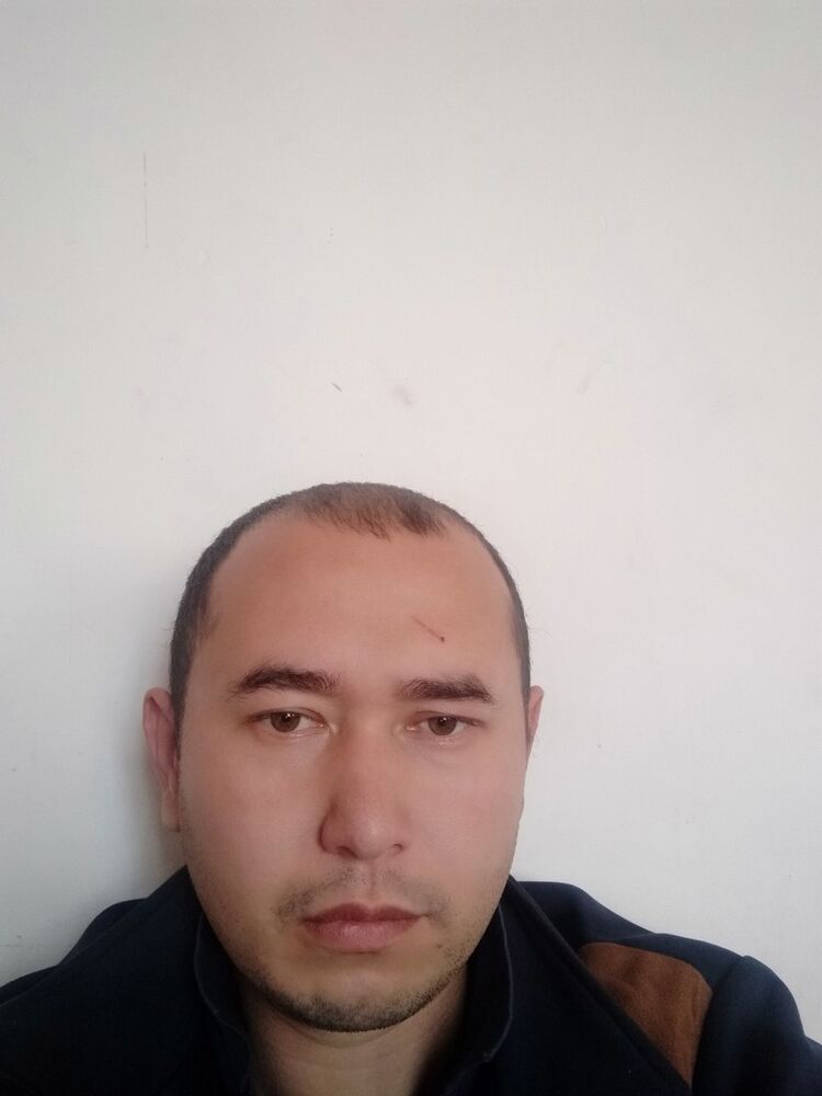  18433579  Shahzod, 31 ,    