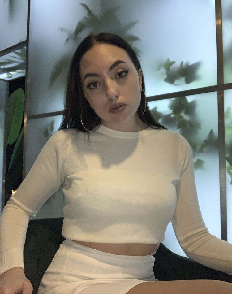  -,   Dasha, 29 ,   ,   