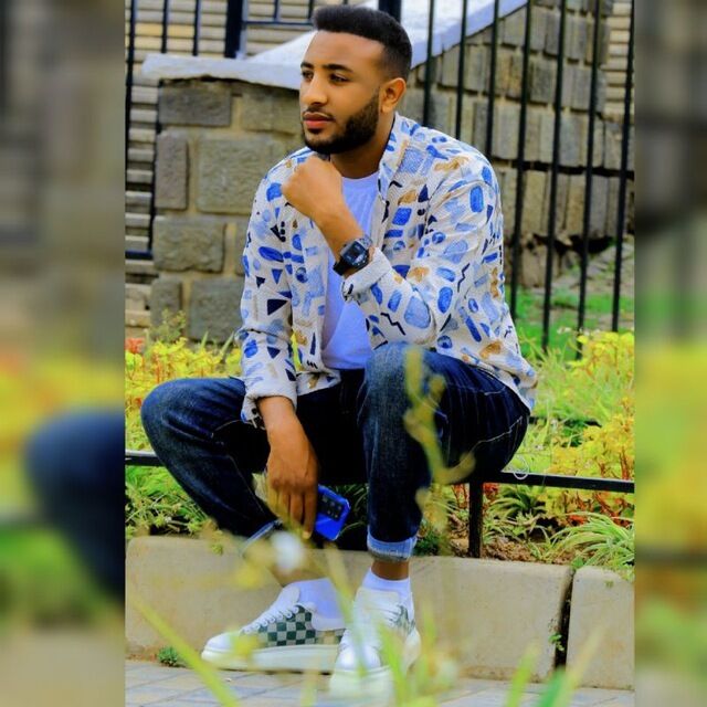  48226949  Keven, 27 ,    