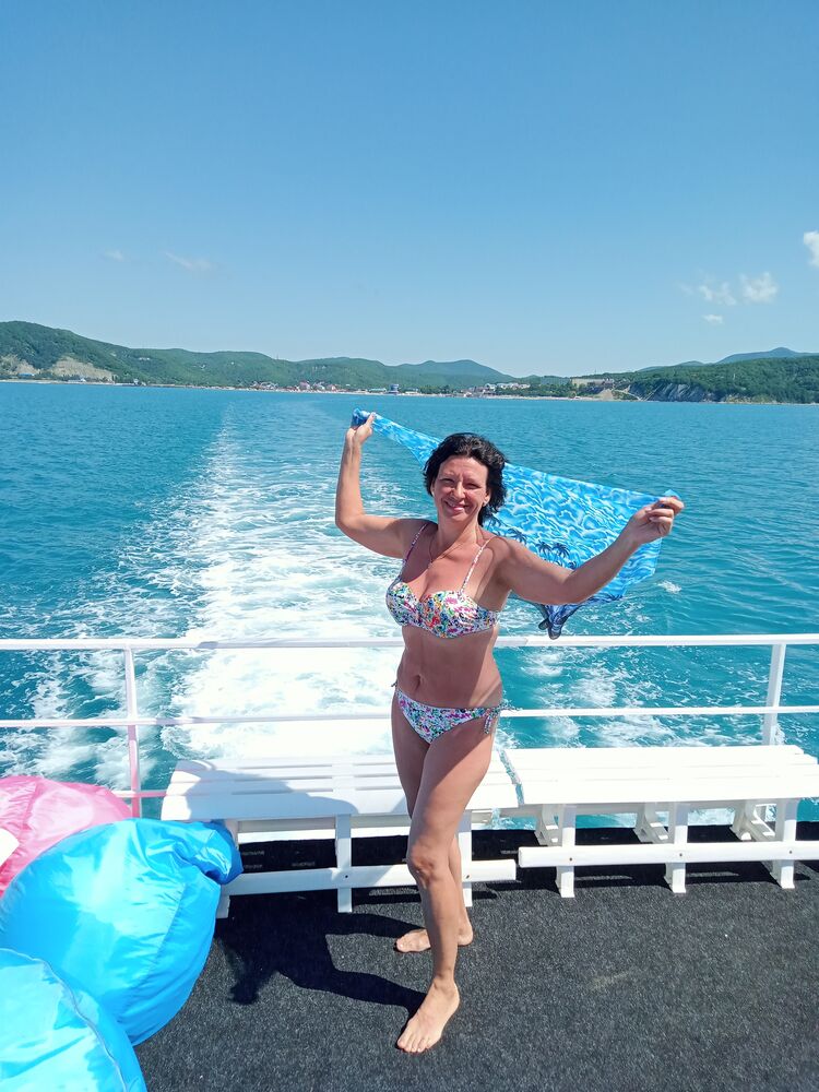  44494189  Natalya, 53 ,    