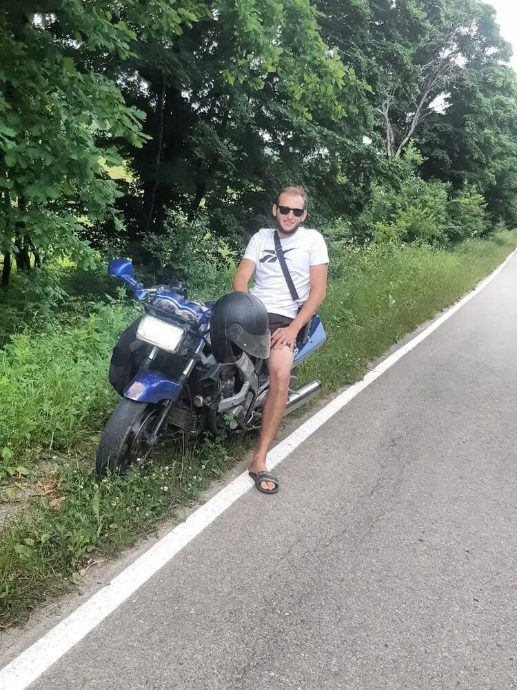  ,   Igor, 25 ,   ,   , c 