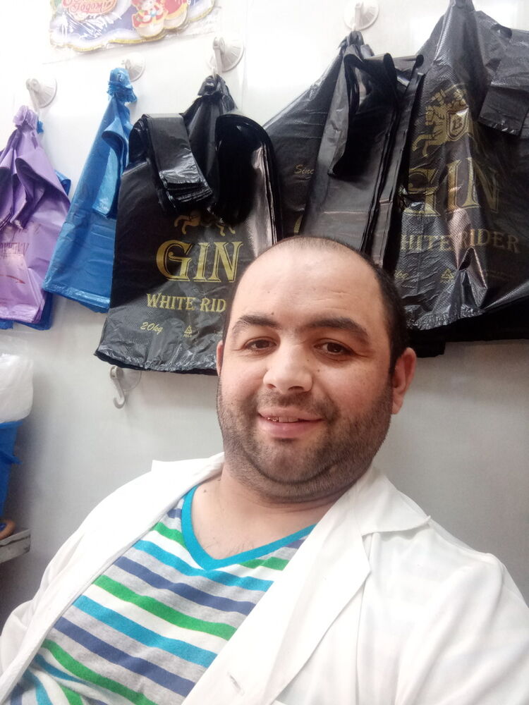  ,   Elcin, 38 ,     , c 