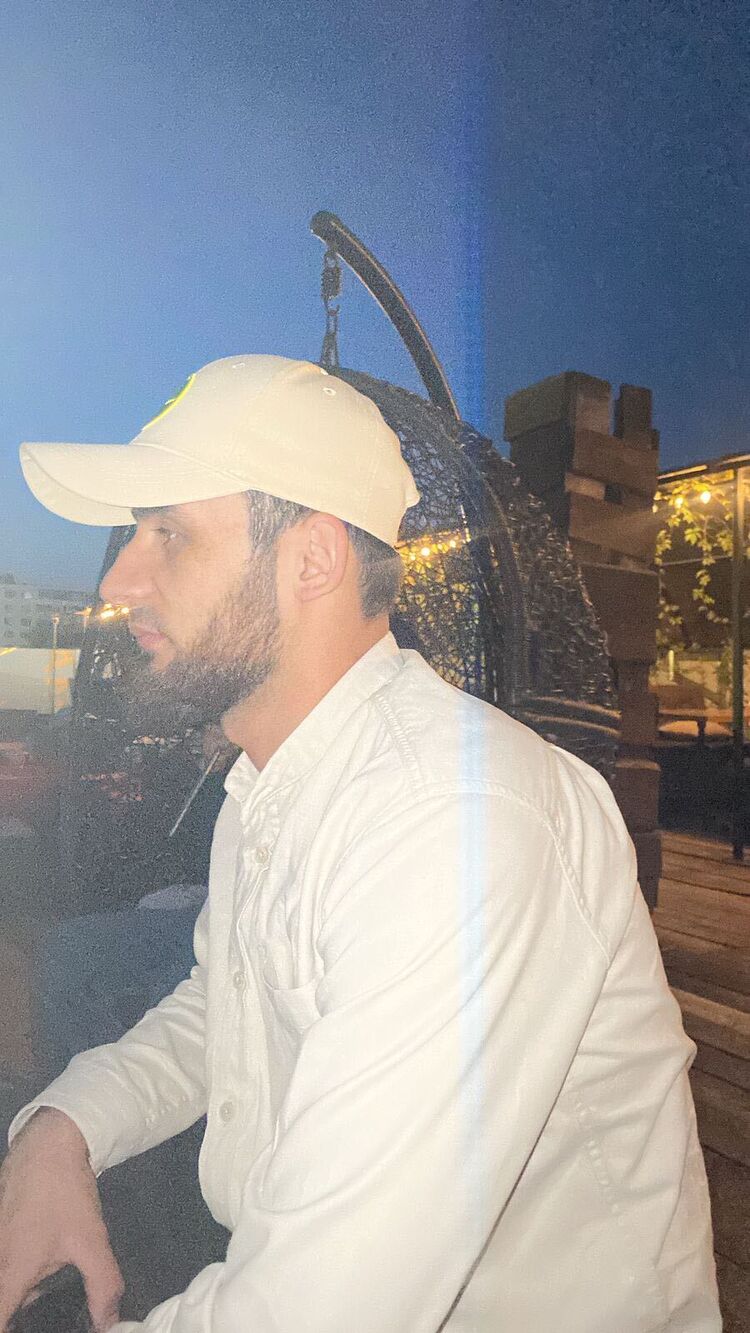  45714929  Abdulmanon, 27 ,    -