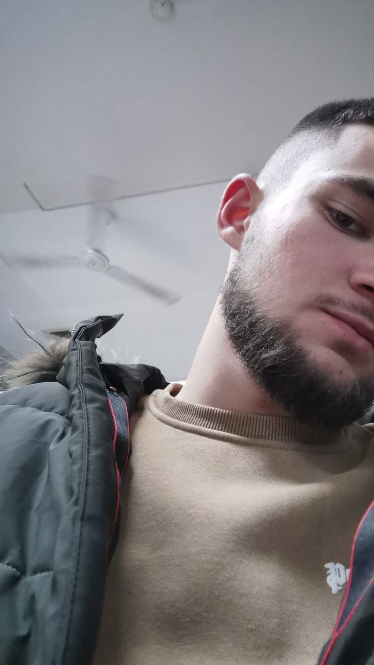  ,   Samvel, 25 ,   ,   