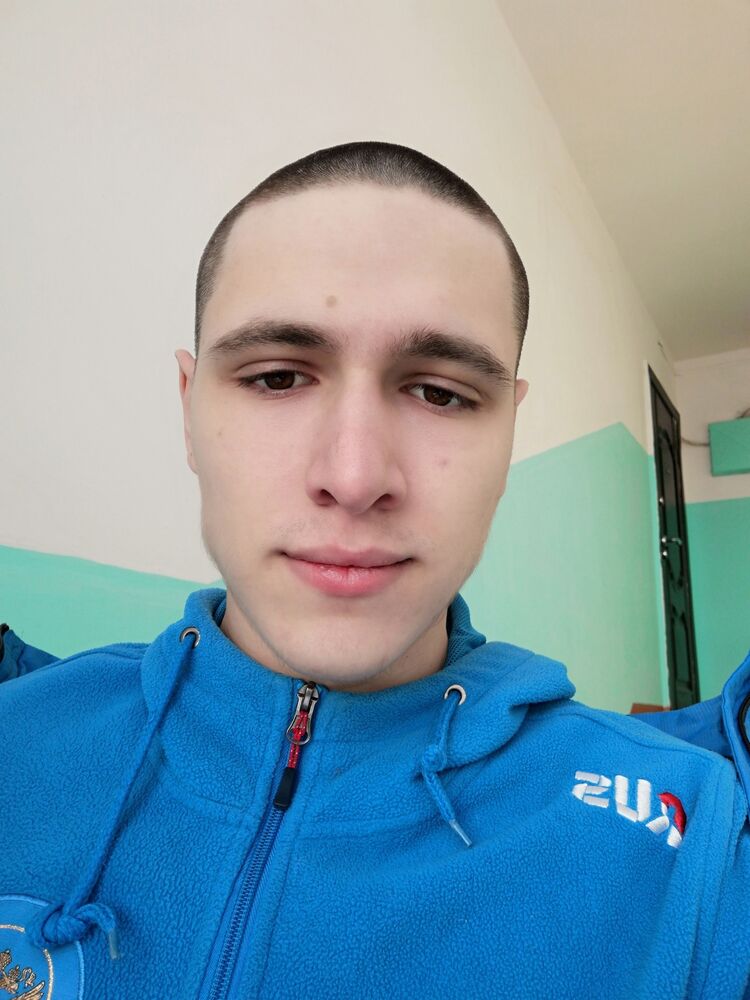  38434409  Alexey, 26 ,    
