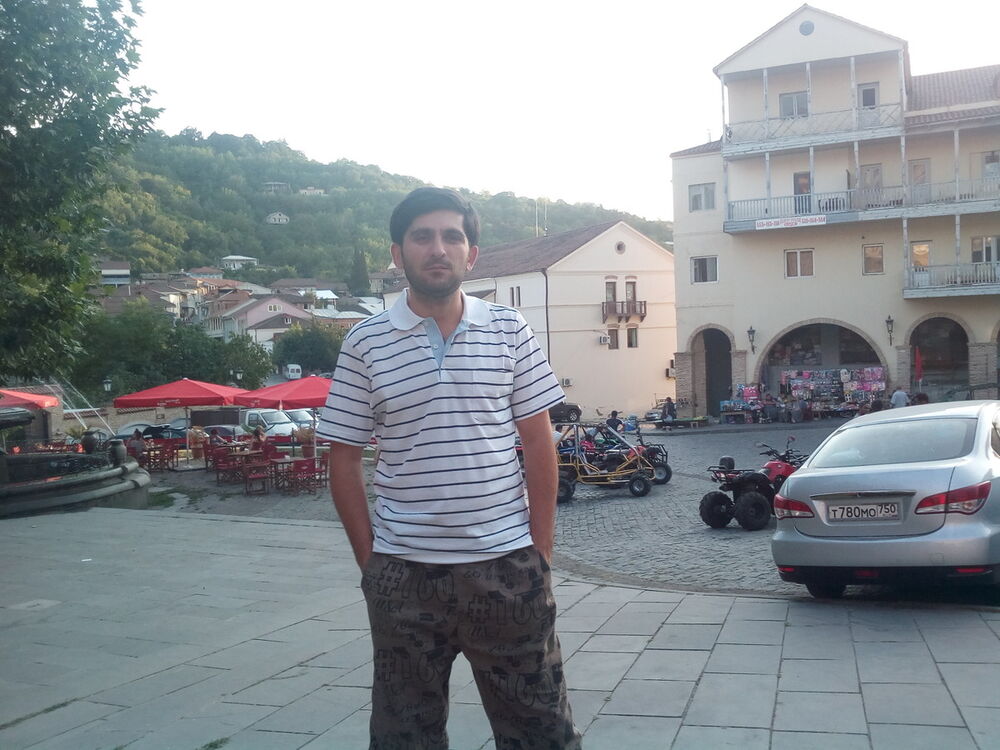  ,   Levani, 41 ,  