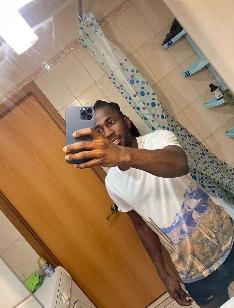 53024029  Daniel, 33 ,    