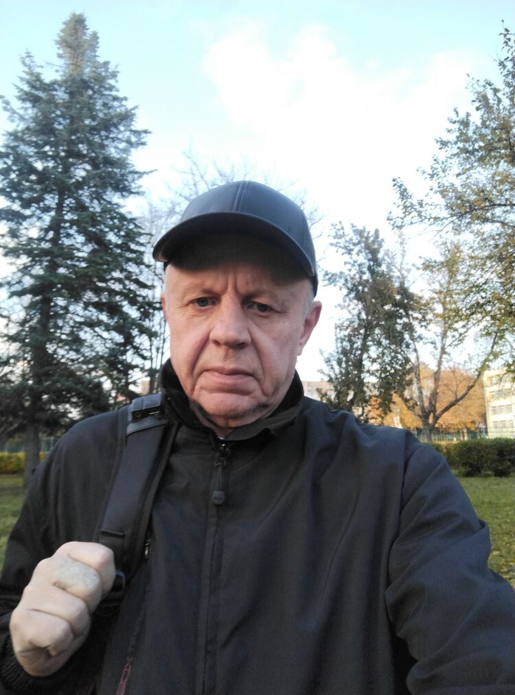  54080299  Oleg, 55 ,    