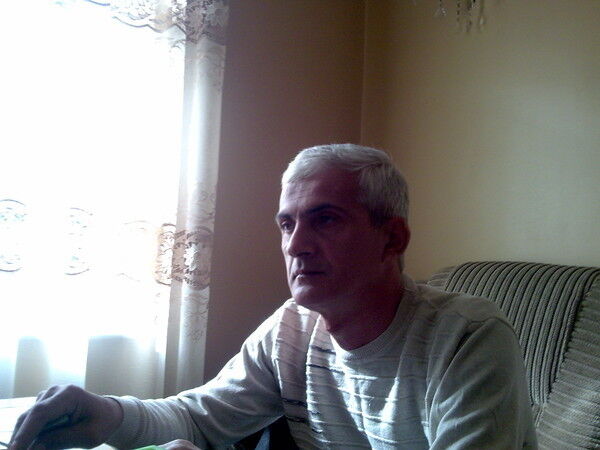  10204489  Mito, 58 ,    