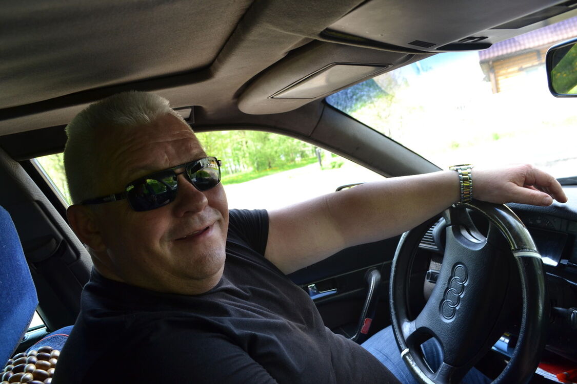  ,   Petr, 57 ,  