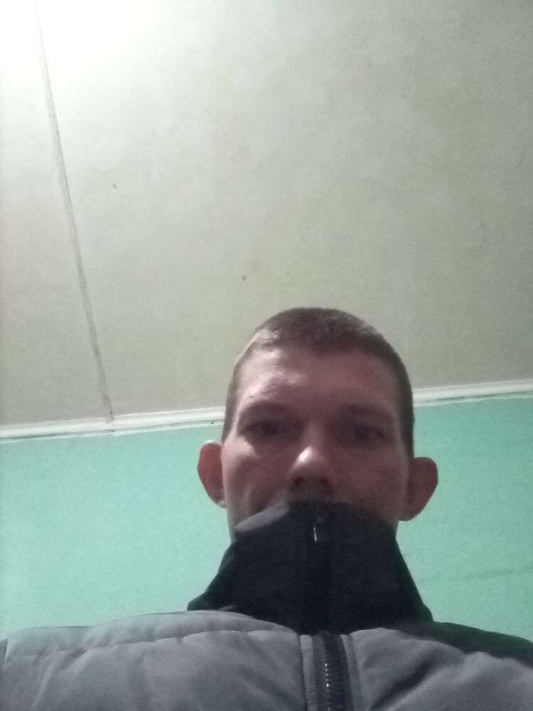  40152969  , 33 ,    