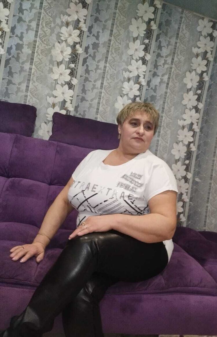  42189209  , 49 ,    