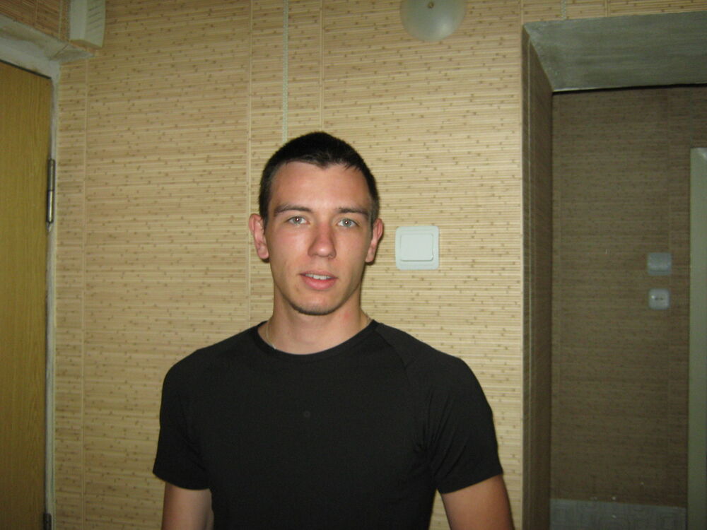  -,   , 32 ,  