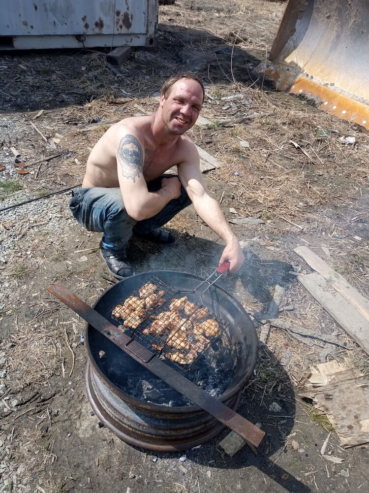  15814709  Vasiliy, 41 ,    