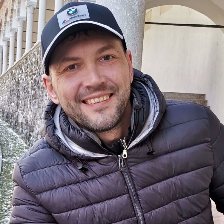  28540499  Andrey, 41 ,    