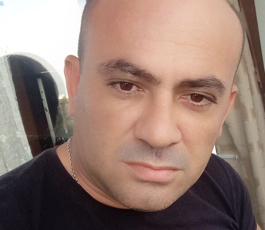  46940569  Ը, 39 ,    