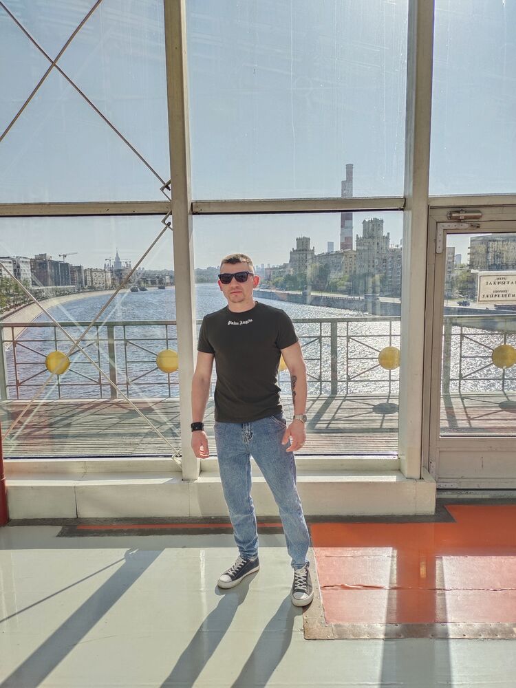  51026539  , 36 ,    