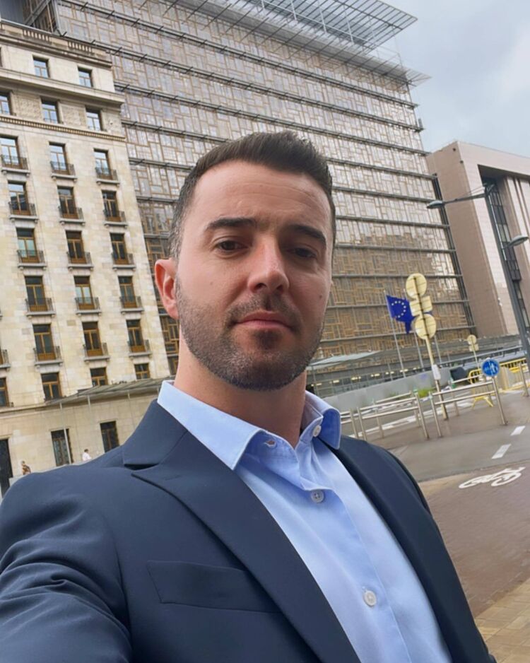 ���������� ��������, ���� ������� ���������, 37 ���, ������������ ��� ������, ����� � ���������