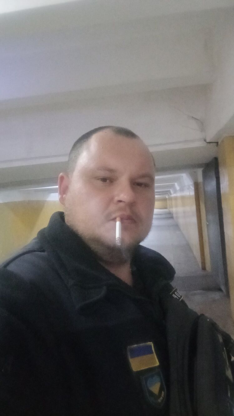  45043049  , 33 ,    