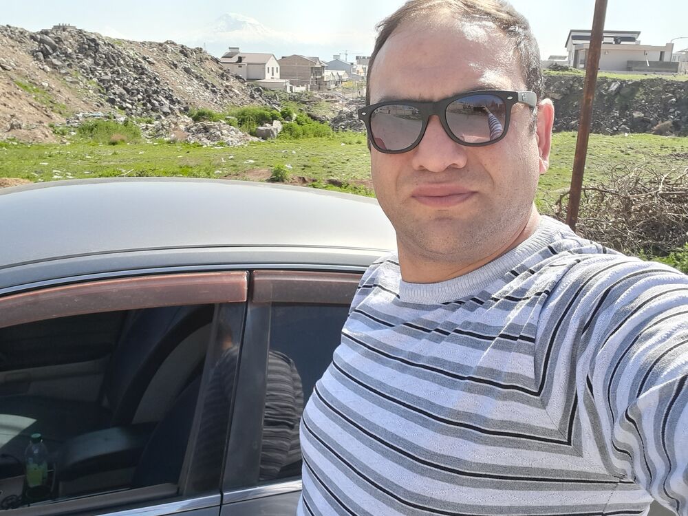  47304899  Ruben, 38 ,    