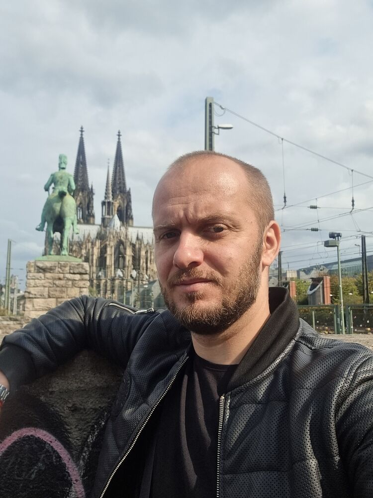 ���� 37349639 ������� �������, 39 ���, ���� ���������� � Koeln