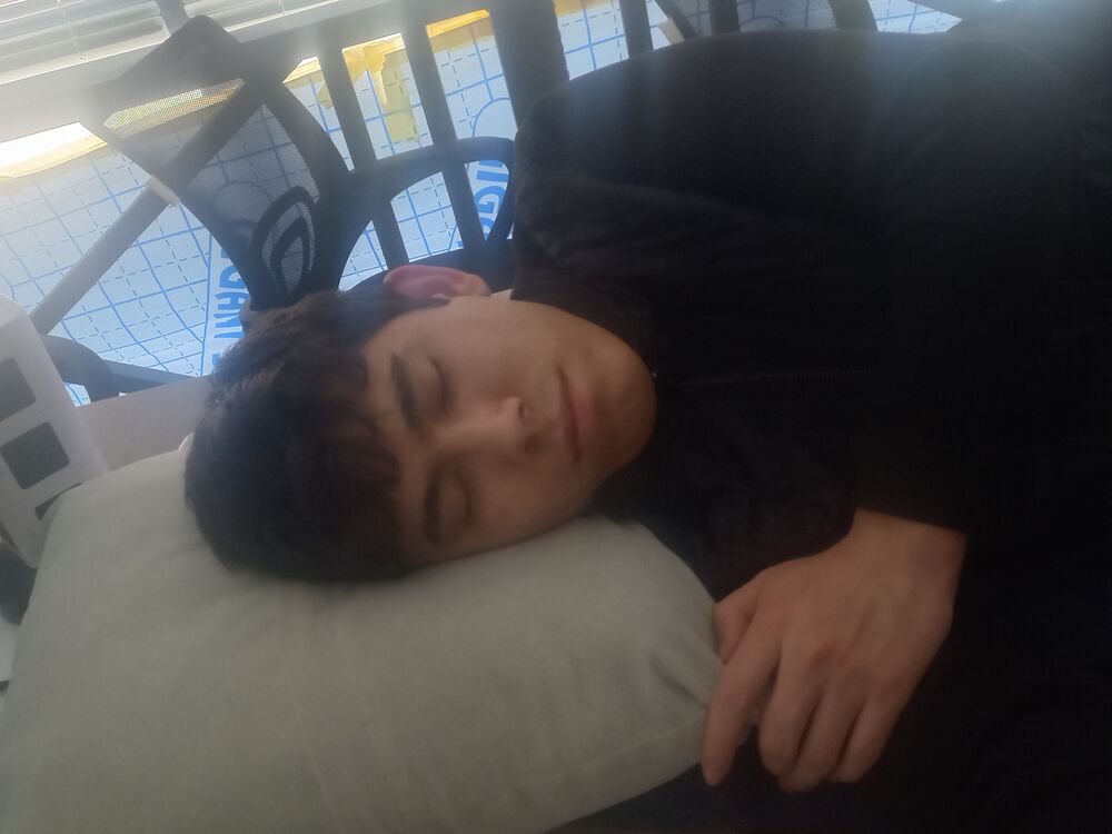  54384049  Fallen, 22 ,    