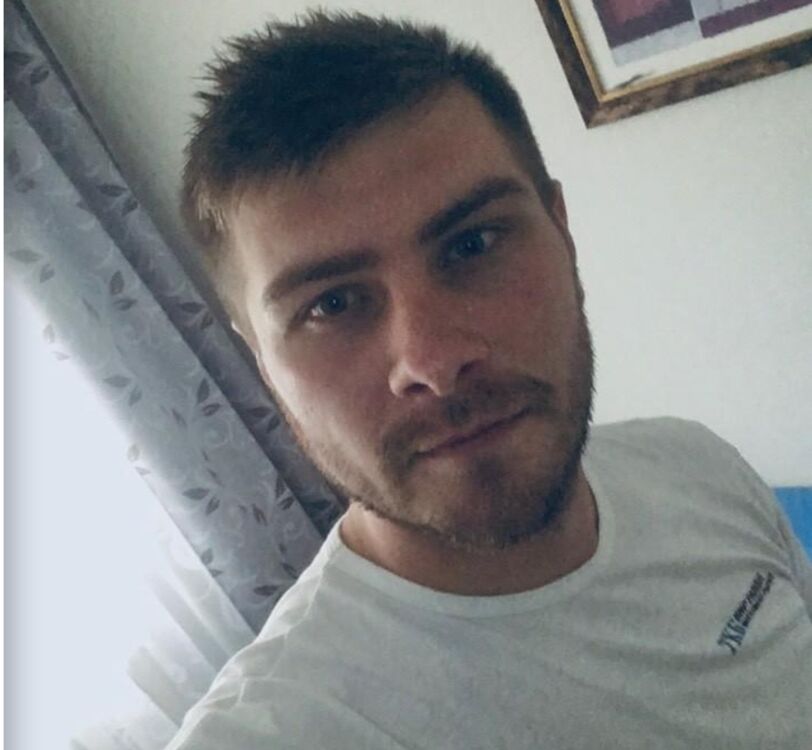  41880949  , 35 ,    