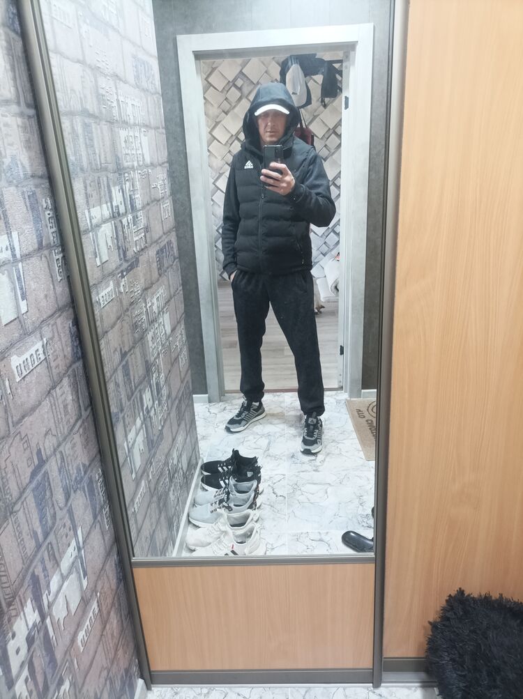  46890579  , 44 ,    