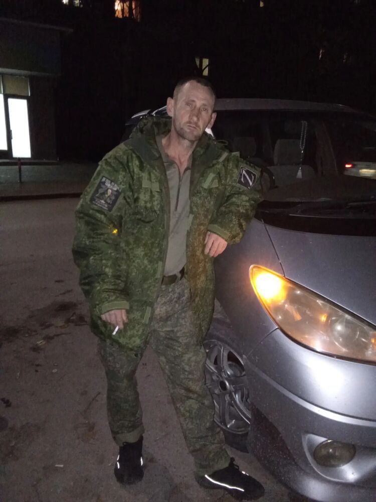  40729219  , 48 ,    --